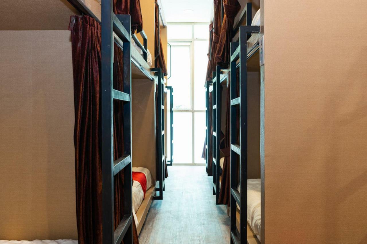 Reddoorz Hostel @ Di Panjaitan Simpang Lima Σεμαράνγκ Εξωτερικό φωτογραφία